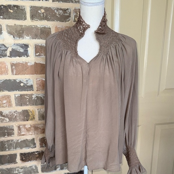 Anthropologie Love Sam Lissa Silk Peasant Blouse Embroidered Smocked Tan Sz XS - Picture 6 of 16